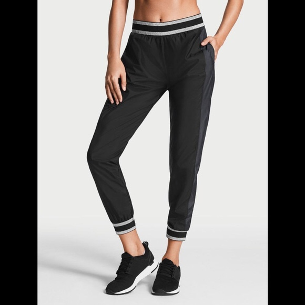 Victoria’s Secret Sweatpants